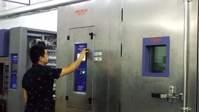 亚洲AV无码乱码国产麻豆小说可以做180℃測試嗎？