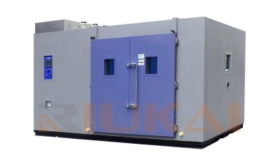 間隔式、Chamber隔離式和移動式高溫老化房的對比